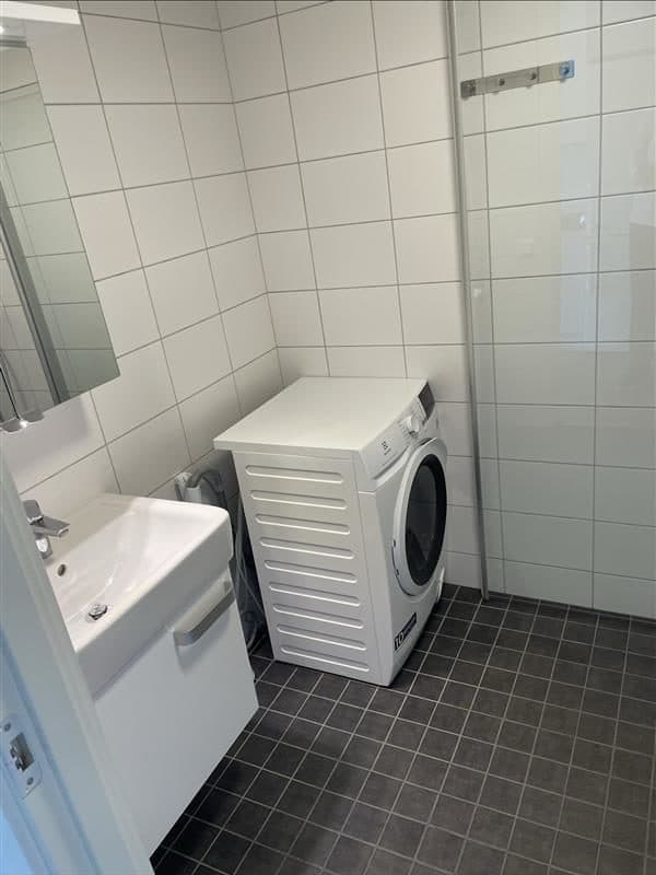 Bild 4 av 8